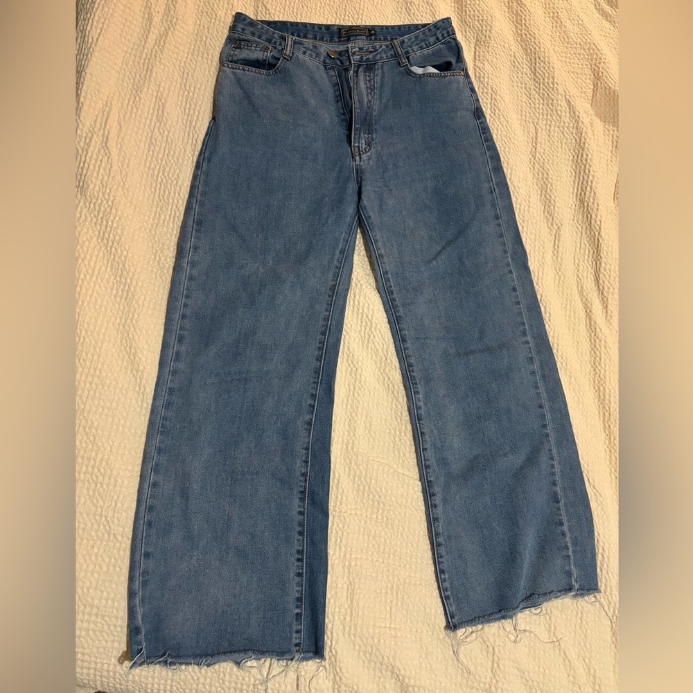 Country Denim | wide legged jeans | frayed bottoms | size 10